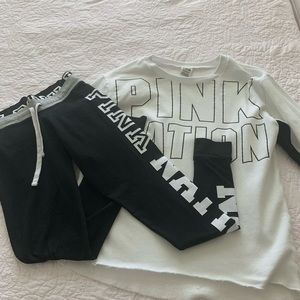 Victoria’s Secret PINK Nation xs set outfit black & white leggings & sweatshirt